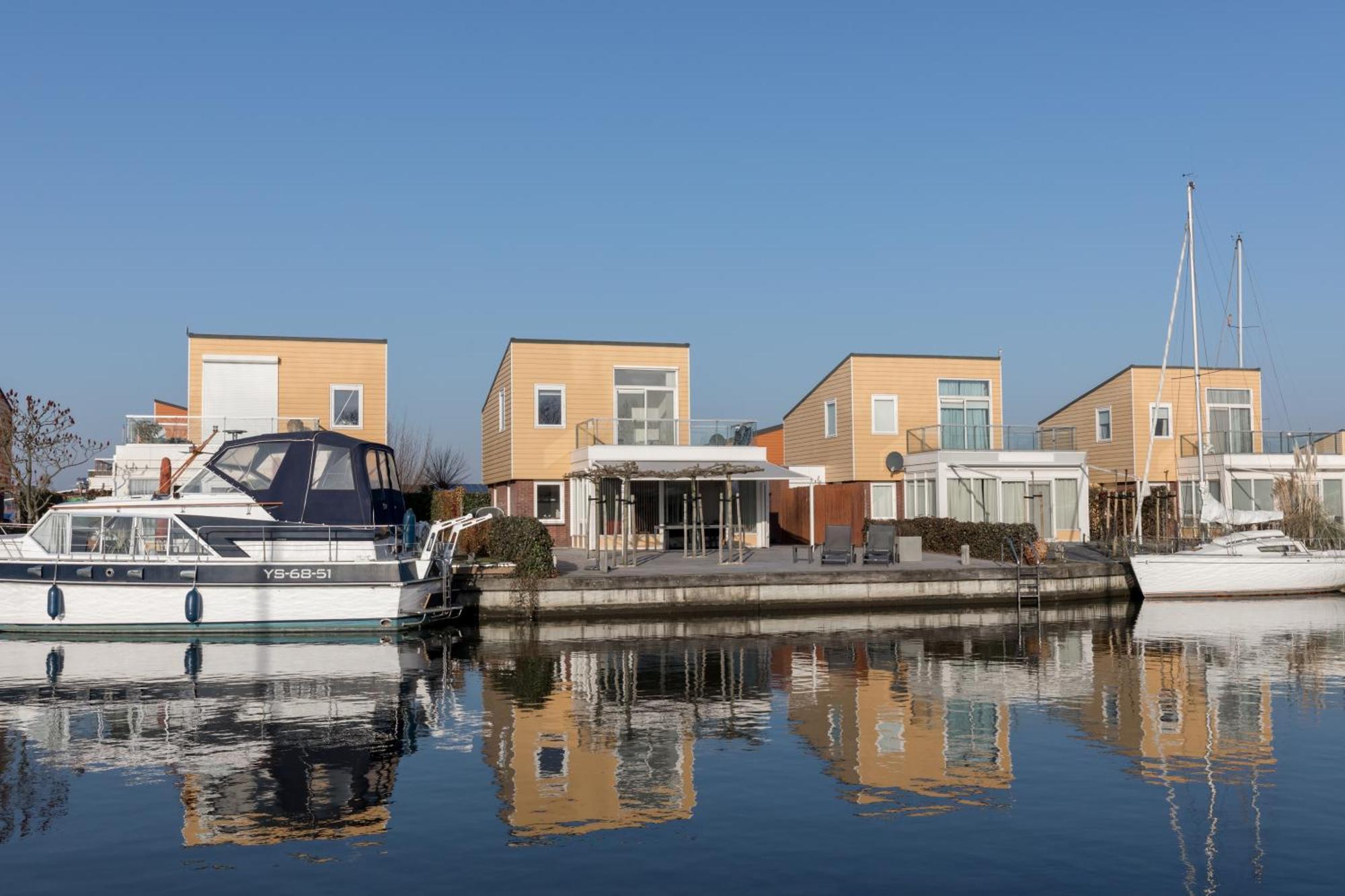 Nautic Rentals - Marinapark Oude-Tonge Eksteriør bilde